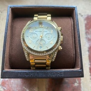 MICHAEL KORS Pavé Gold Watch